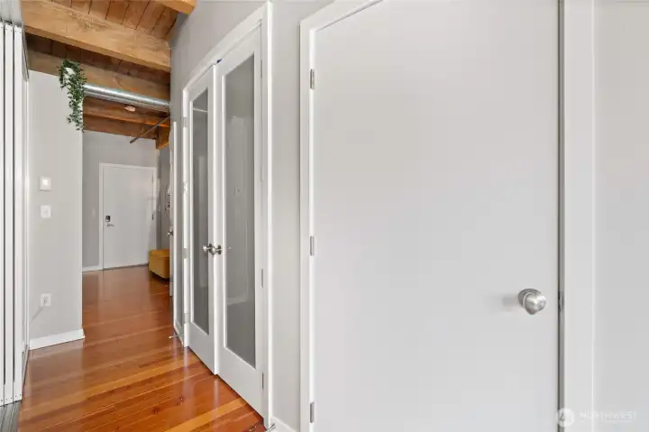 Another perspective highlighting the loft's thoughtful layout. Another perspective highlighting the loft's thoughtful layout.