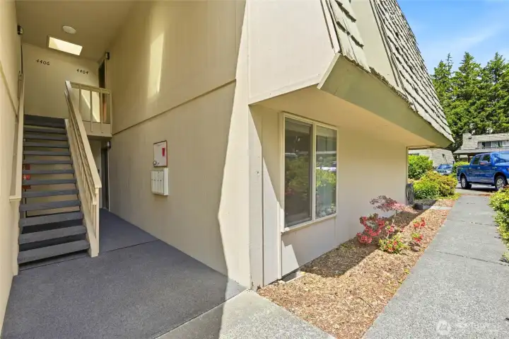 Your entry to the unit - main level unit . Your entry to the unit - main level unit .
