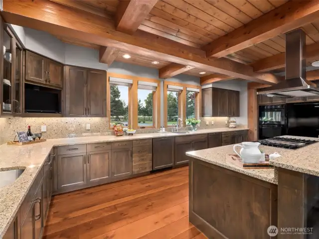 Chef's kitchen has 2 sinks, 2 dishwashers a double stove, a warming oven a 46" cooktop, 2 drawer refrigerators and a huge walk-in pantry