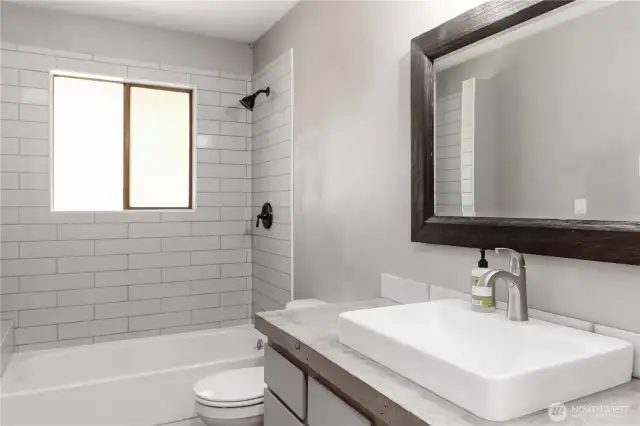 Main Full Bath