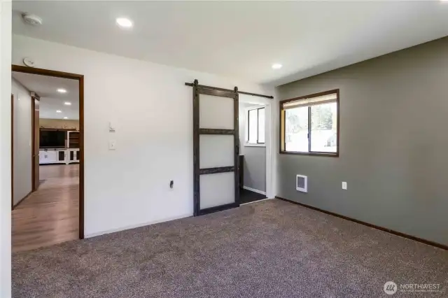Bedroom #2 with Ensuite (Main)