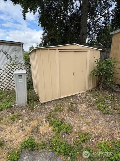 shed