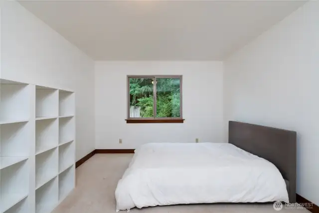 bedroom #1