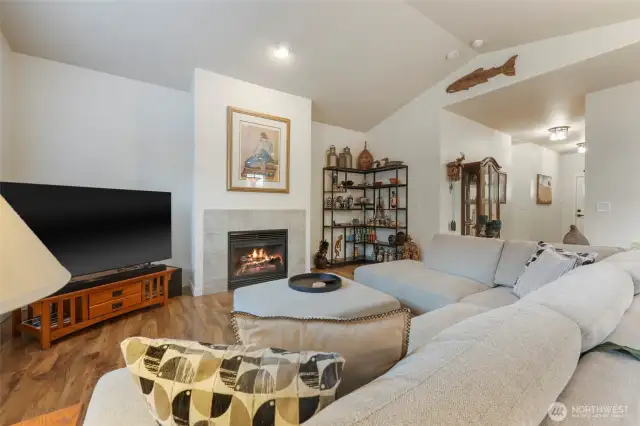 Relax in this beautiful living area, with gas log fireplace.