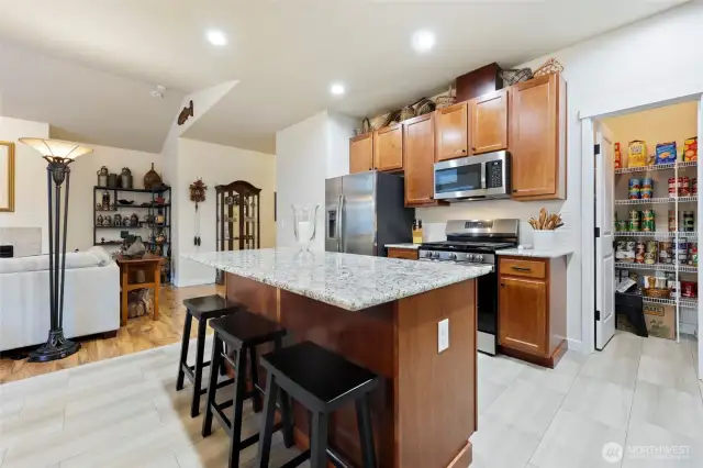 Large island, granite countertops in kitchen as well as bathrooms!
