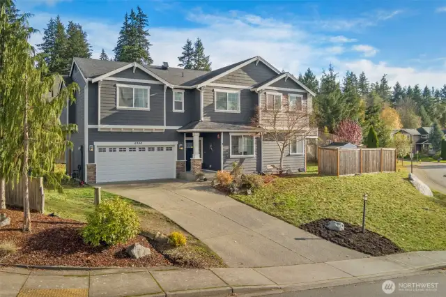 Great Value, location. spacious corner homesite.   On a clear day the Olympic mountains pop out. Huge price reduction. Craftsman 4 bedroom centrally located in Central Kitsap School district. Minutes to PSNS.