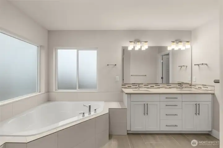 Soaking tub in primary bath.