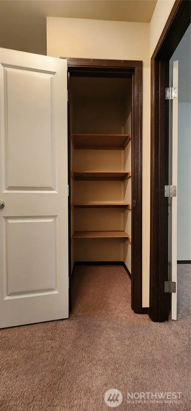 3rd Floor (Storage/Linen Closet)