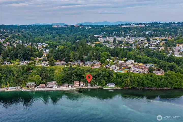 Enjoy the flexibility of walking down or driving along the beach to your private waterfront retreat