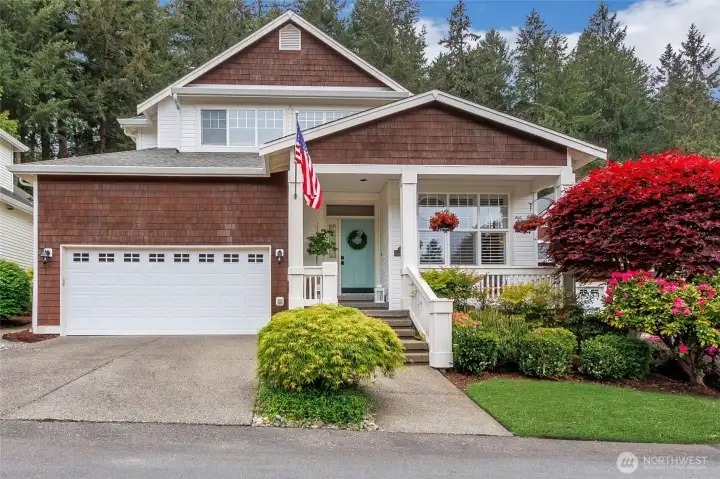 Welcome to this beautifully maintained home that is move in ready located in the desirable gated community of Martha's Vineyard.