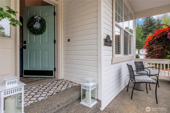 Such an inviting covered front entryway to greet your visitors.