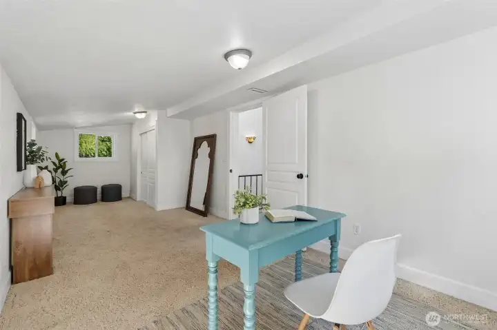 4th bedroom or flex space, office yoga, W2W carpet, closet