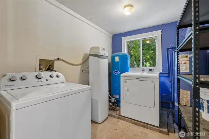 Laundry Room, W&D included in sale