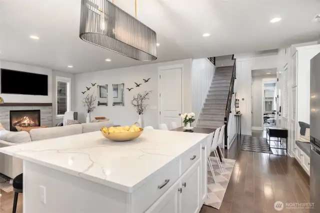 Chef-Style Kitchen + Islands w/ quartz countertops