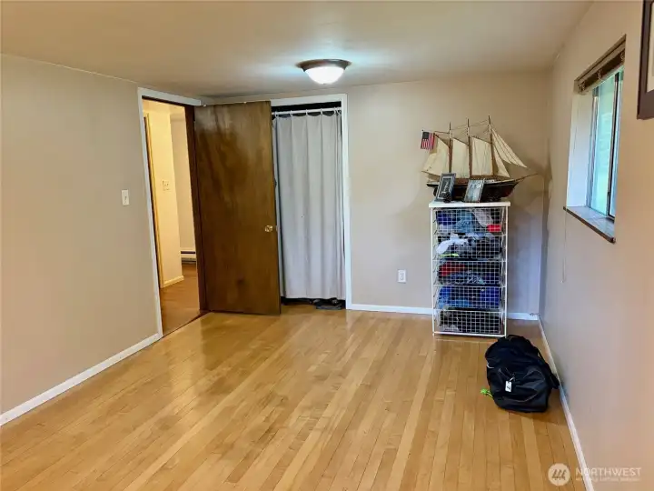 Primary Bedroom Showing Closet