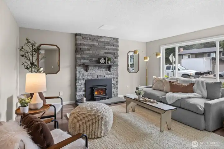 Spacious, open & bright living room is perfect for entertaining!