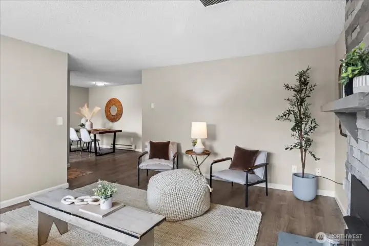 This sweet rambler has great flow from room to room!