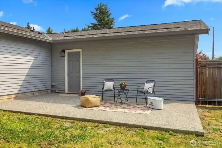 Great the patio of your dreams! Perfect space for entertaining in the PNW Summer!