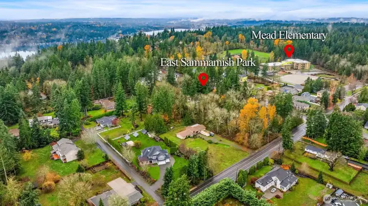 A 2 minute walk to Mead and ESP. That's one crosswalk to get to school and to one of the most beloved parks in the area complete with sports fields and courts (tennis, pickleball, anyone?) and a large playground.