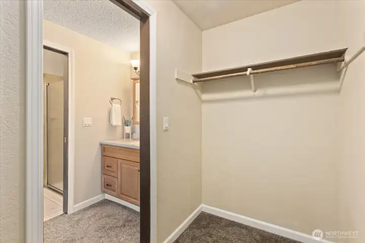 Primary room walk-in closet
