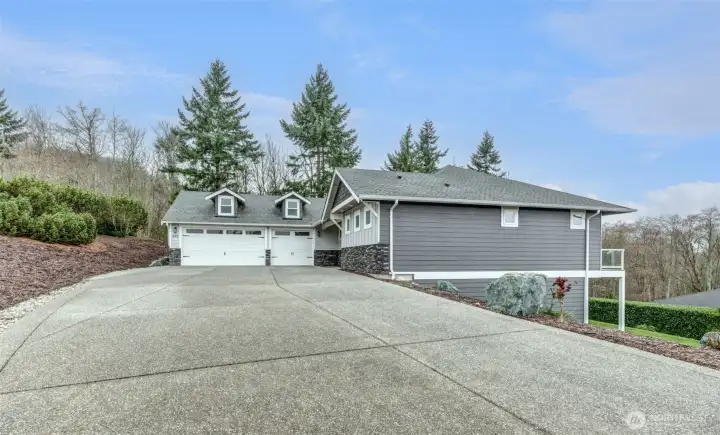 A driveway with room for cars...