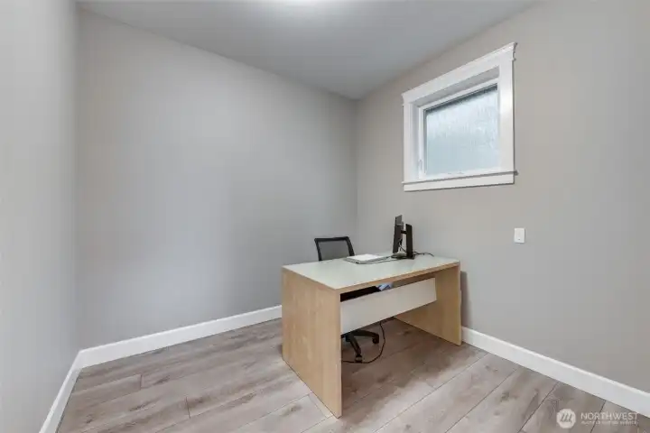 Office is adjacent to the kitchen...or turn this into a walk in pantry!