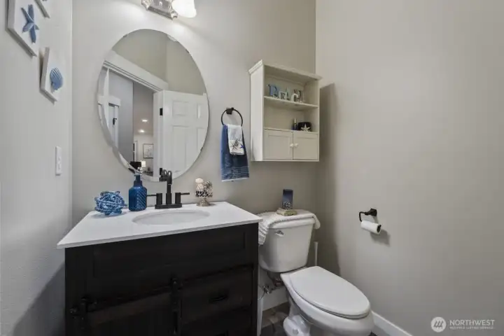 Main floor Powder Room!