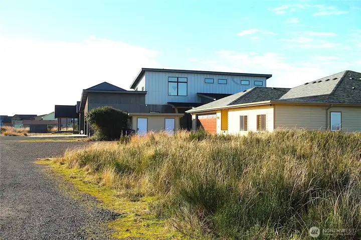 homes to the south of the lot.