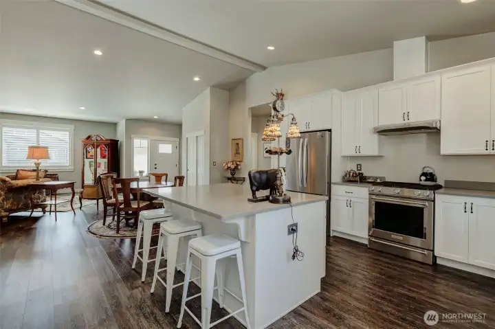 Kitchen island area