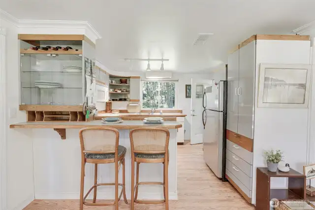 kitchen Bar