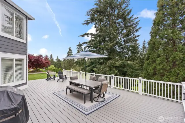 Oversized composite deck ready for all your friends