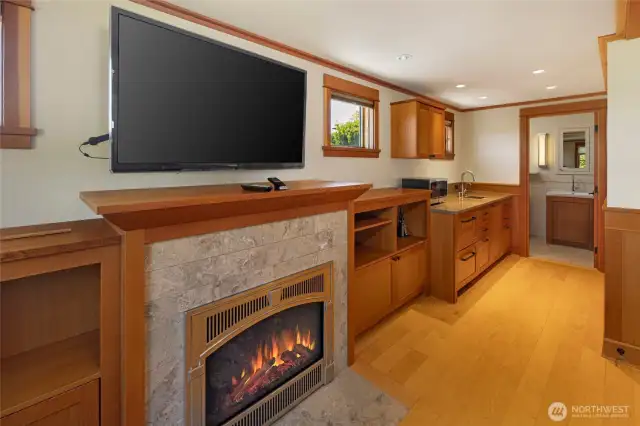 Office/Den