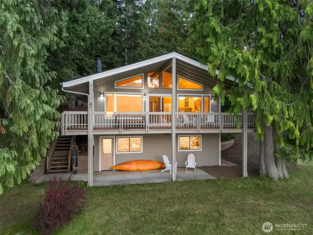 2 bed 2 bath cabin with cover porch