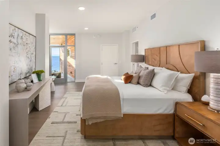Primary suite