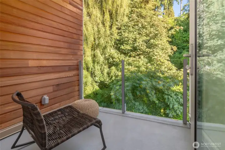 Sunrise deck - Primary Suite