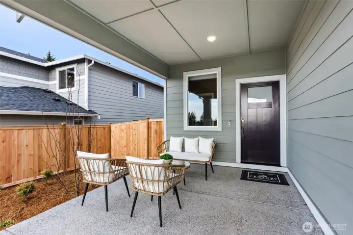 Disclaimer Secondary photos of same floor plan on different lot in different community: Photos are from another Warren, finishes, upgrades, and features may vary.