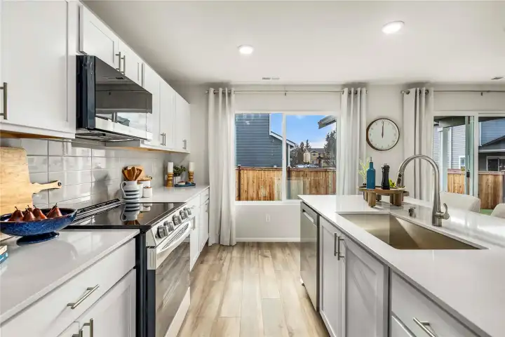 Disclaimer Secondary photos of same floor plan on different lot in different community: Photos are from another Christy, finishes, upgrades, and features may vary.