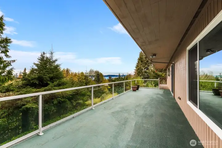 Wrap around deck perfect for entertaining, relaxing and taking in the peace and quiet