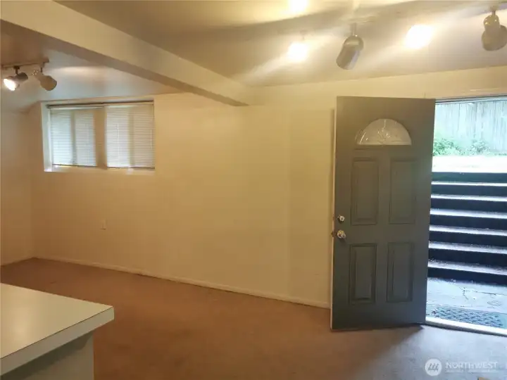 Lower Unit Entry