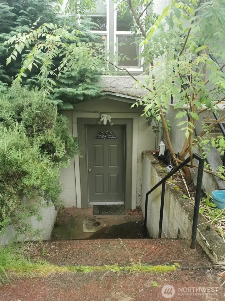 Lower Unit Front Door