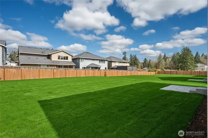 HUGE backyard! HUGE backyard!