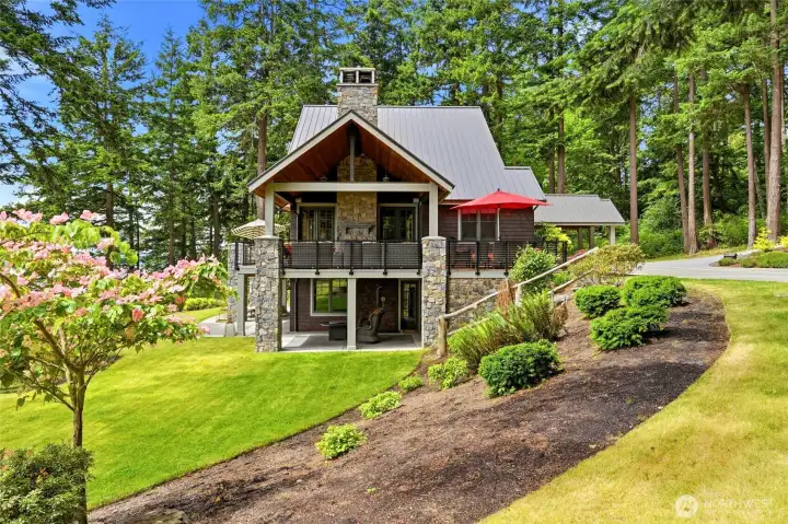 Beautifully landscaped with sprinkler system for easy upkeep
