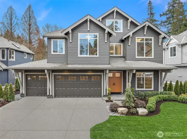 Interior Photos are of similar Sable Ridge floorplan that was furnished Murray Franklyn model home.