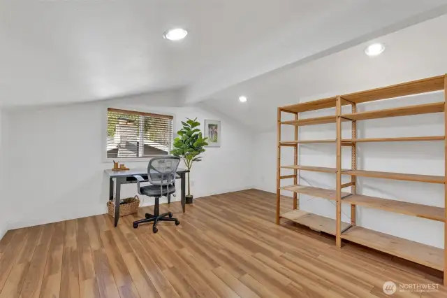 There is an additional office/bonus room just above the garage -