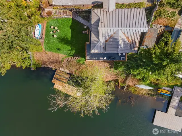 Aerial View dock and Yard