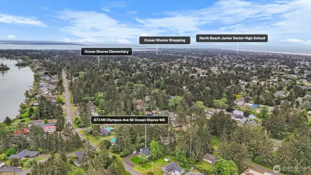 Everything is at your fingertips: walking distance to Ocean Shores Elementary School, and just a short drive to the town center for shopping and dining.