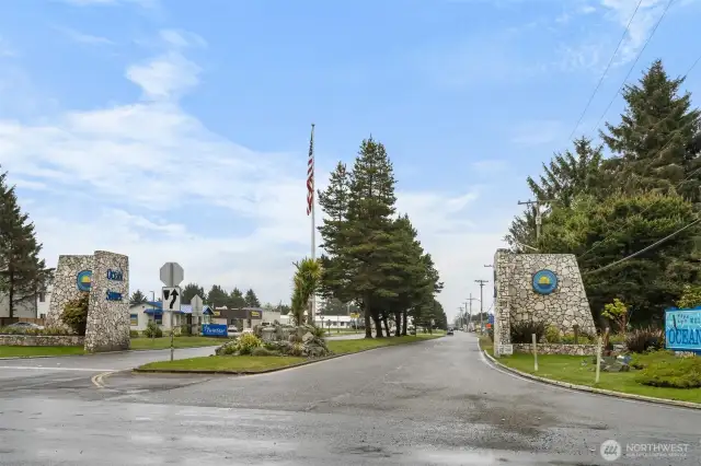 Welcome to Ocean Shores: a small coastal city known for its long Pacific Beach.
