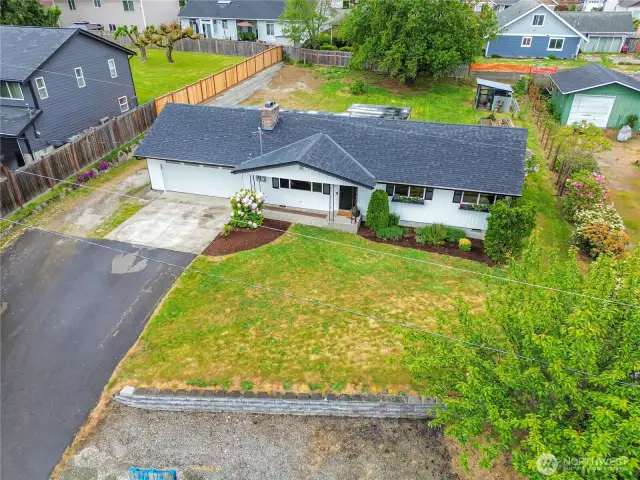 NEW ROOF! Space for Everything!