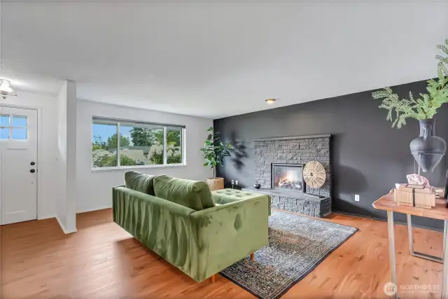 New Floors! Cozy View.