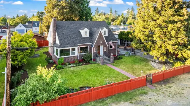 Private and picturesque—a fully fenced, landscaped oasis.